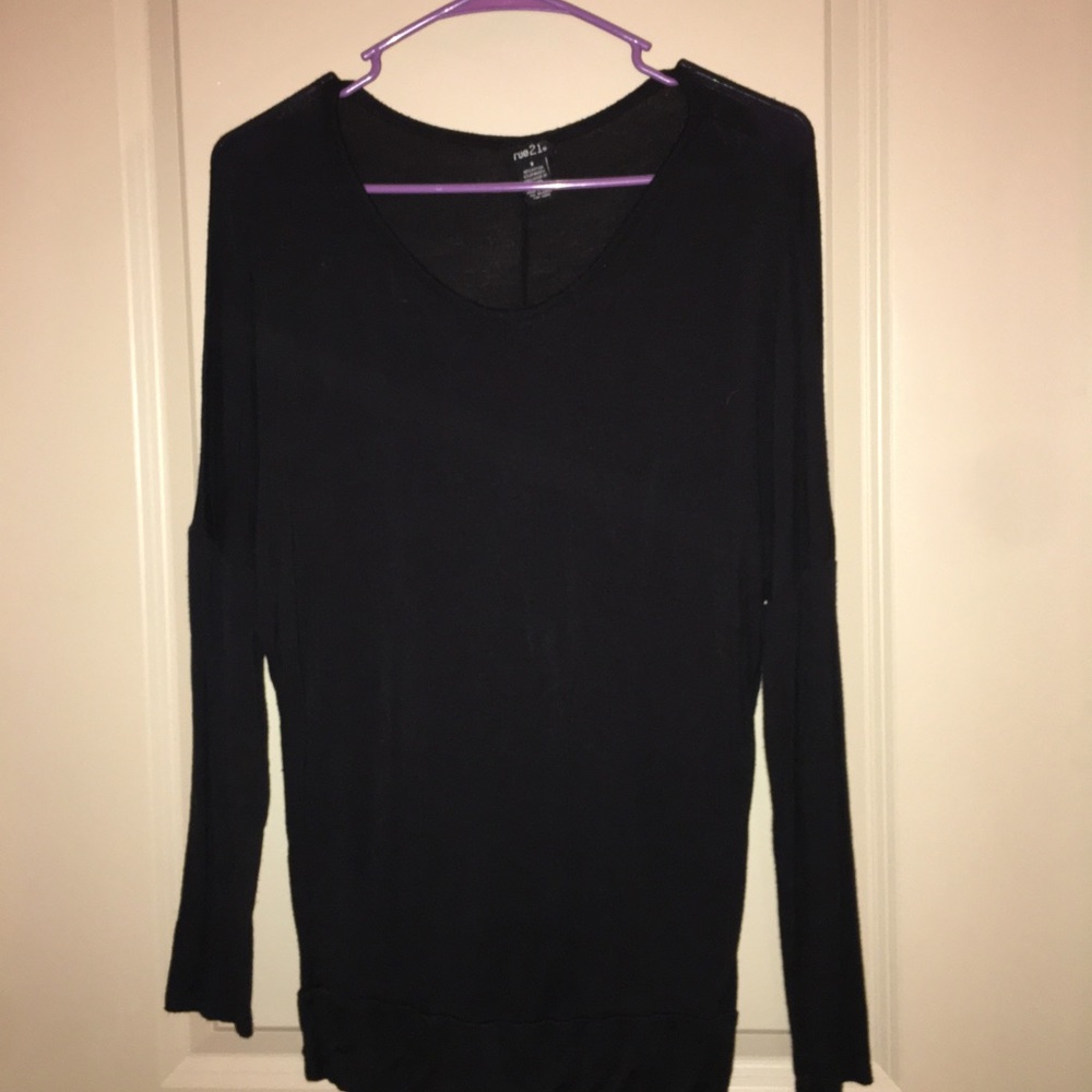 Rue21 Black Oversize Long Sleeve